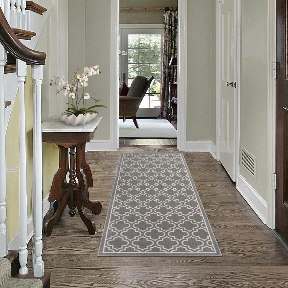 Trellis Grey 2 ft. 6 in. x 4 ft. Accent Rug by TrafficMaster 4 Trellis Grey 2 ft. 6 in. x 4 ft. Accent Rug by TrafficMaster - Image 2